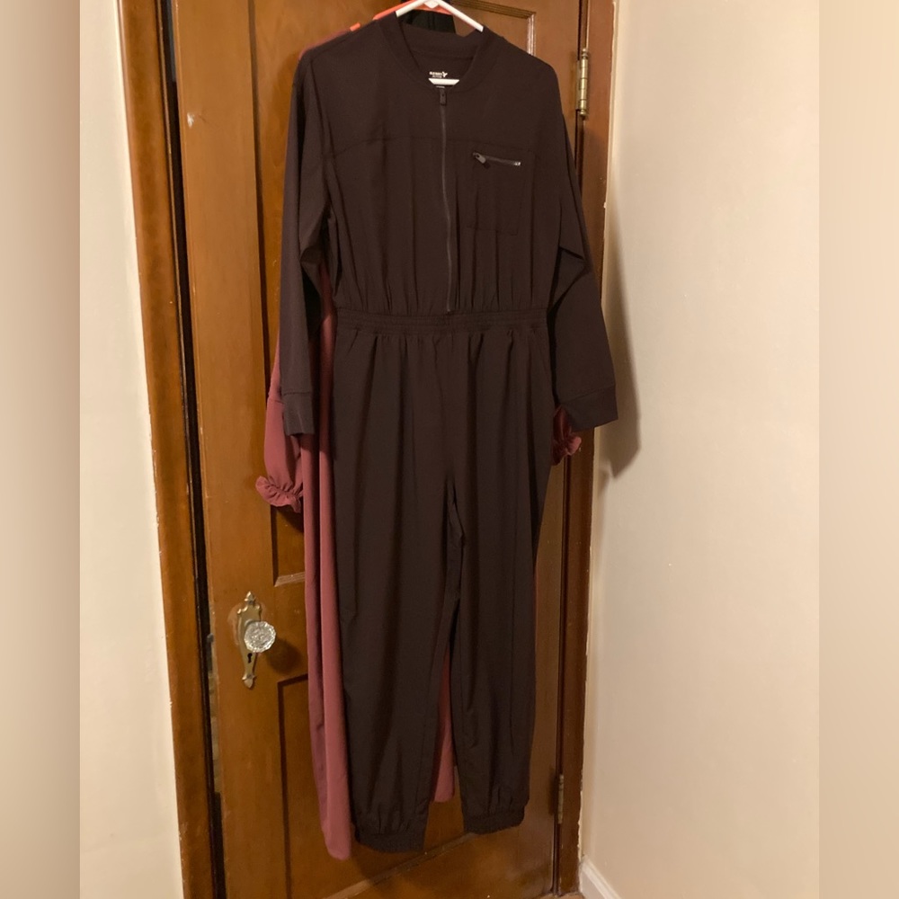 Purple Old navy women’s active jumpsuit size medium